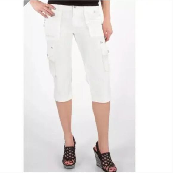 Rock Revival White Cargo Low Rise Capri Pants SeerSucker Size 26 - Picture 1 of 10